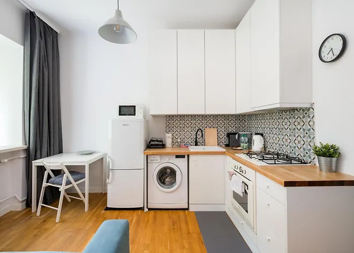 Metro Raclawicka Comfy By Bookinghost Warszawa